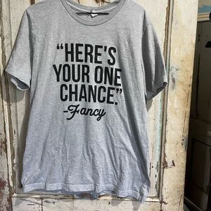 Country Graphic Tee!!